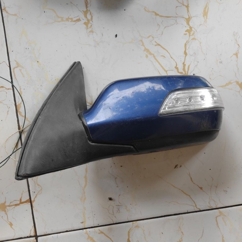 spion xenia lama 2005-2008 kiri original