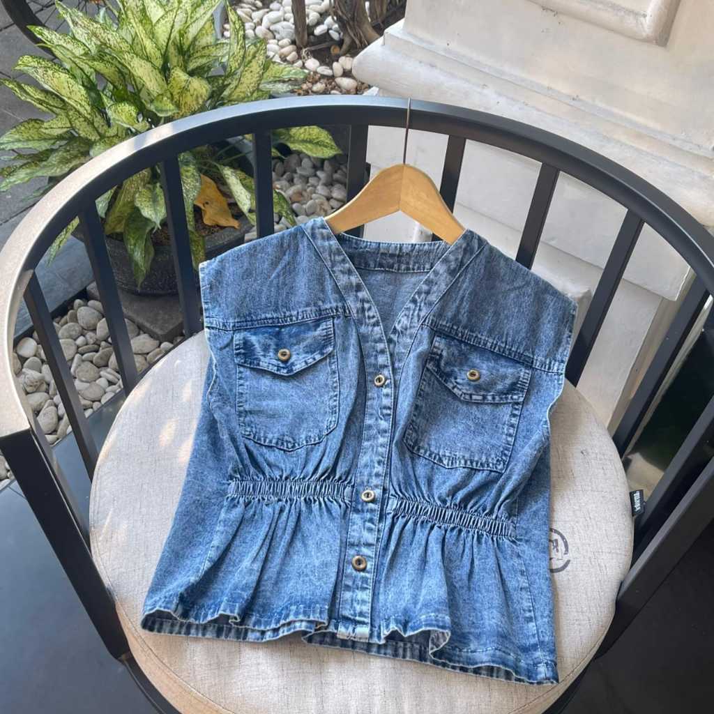 ROMPI VEST DENIM WANITA / ZORA VEST  OUTER / VEST JEANS WANITA TANPA LENGAN KERUT PINGGANG