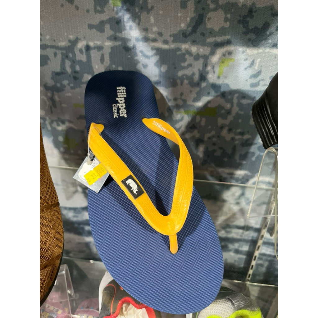 Sandal jepit Flipper