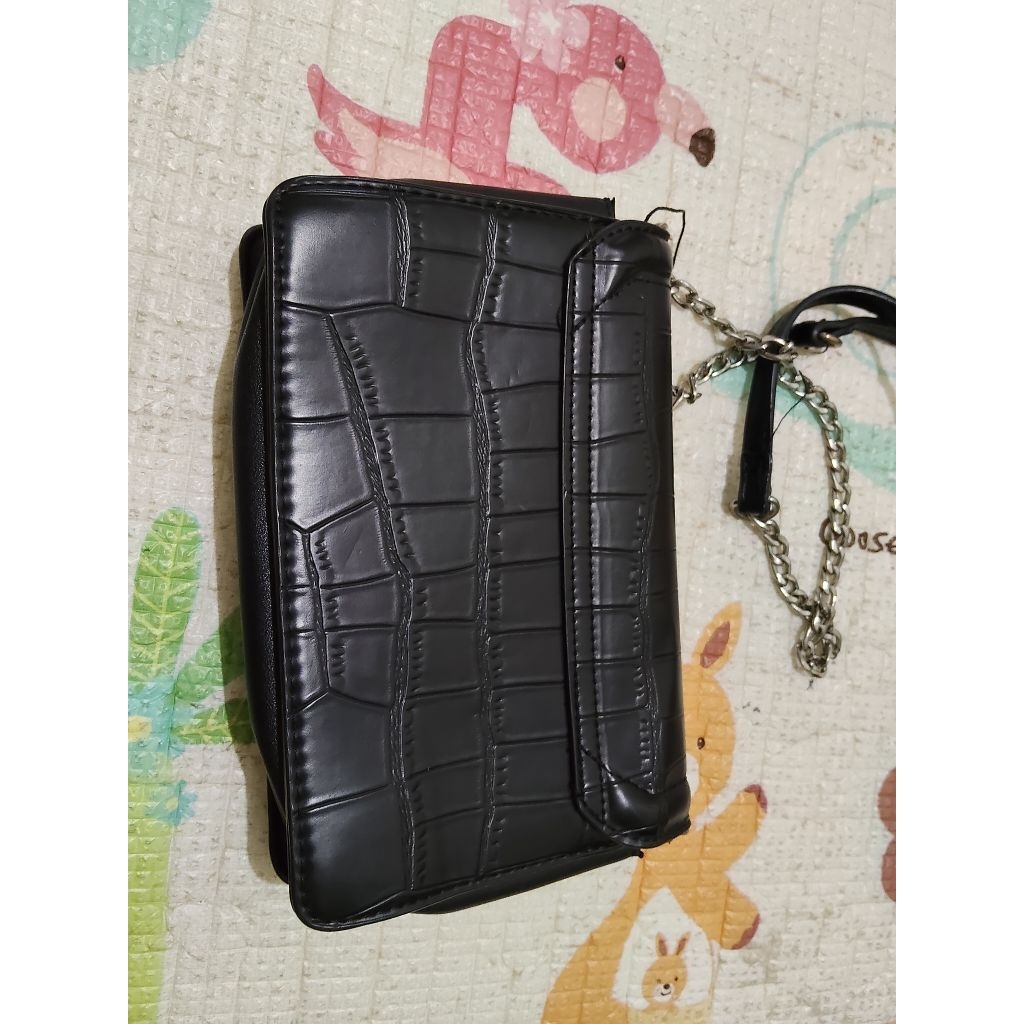 preloved tas Stradivarius