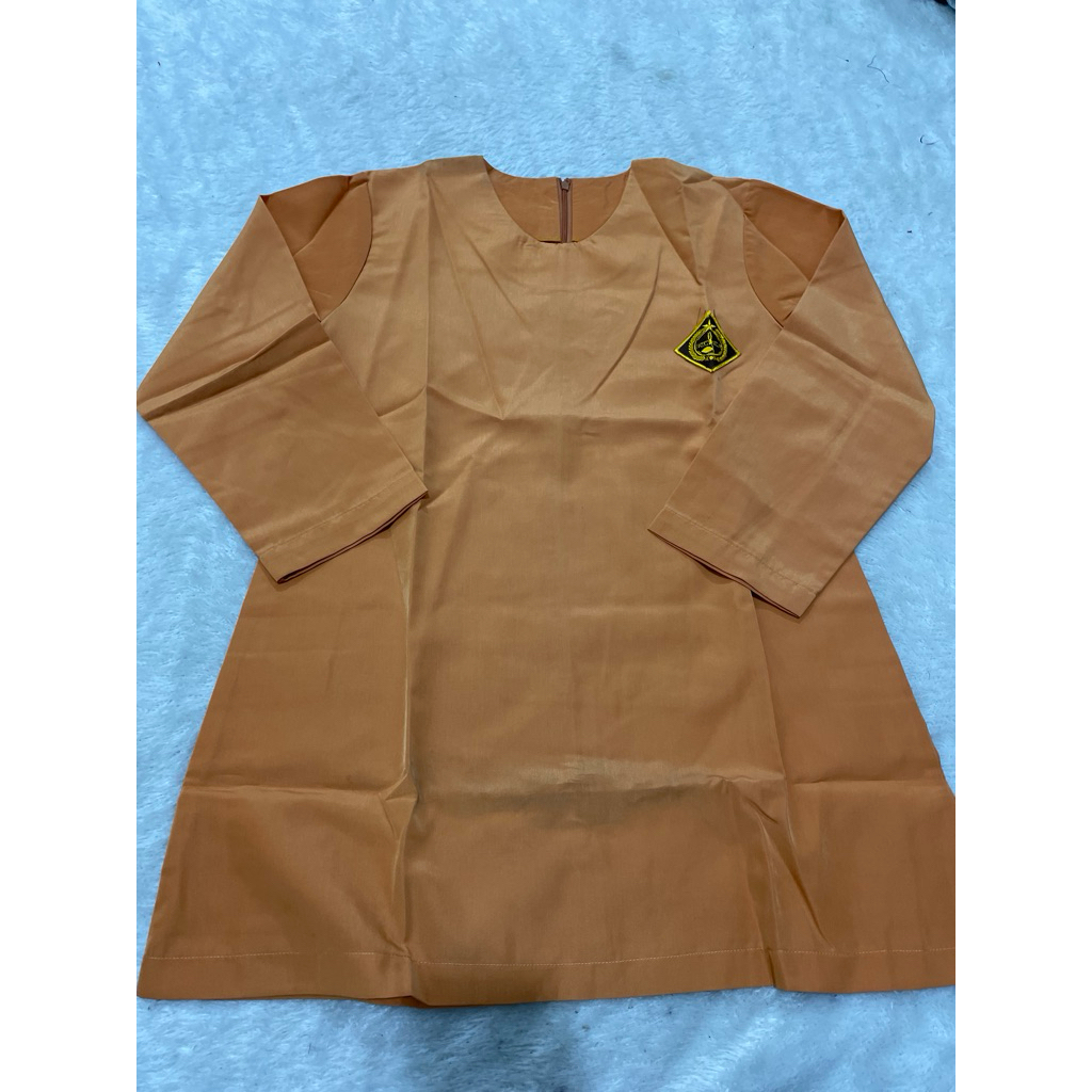 (Obral 961) Baju kurung pramuka SMA bahan licin ada sedikit noda
