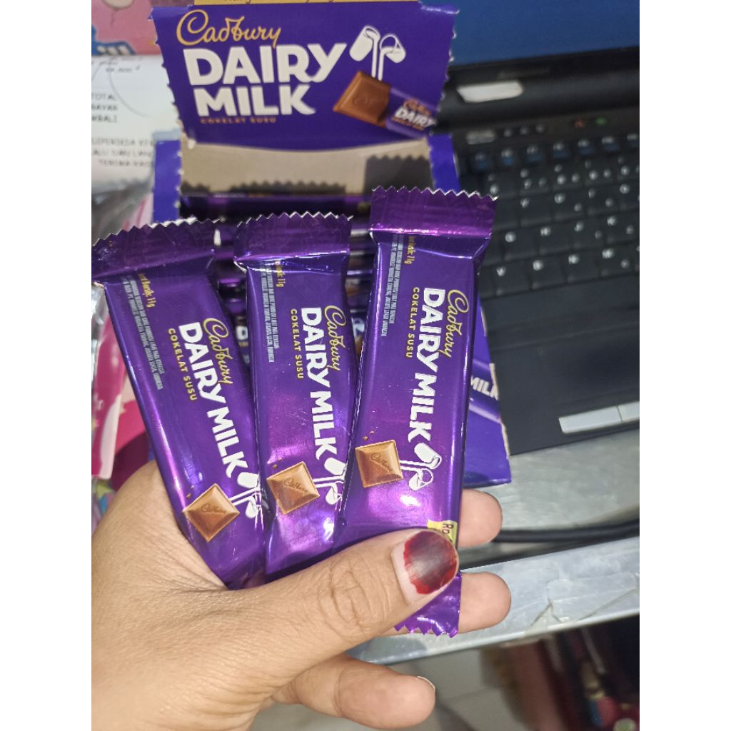 coklat Cadbury Dairy milk
