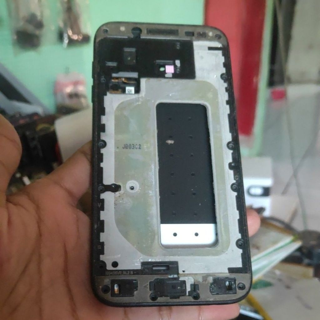 BAZEL MIDDLE FRAME TULANG TENGAH FREAM TATAKAN LCD SAMSUNG J5 PRO ORI COPOTAN MULUS