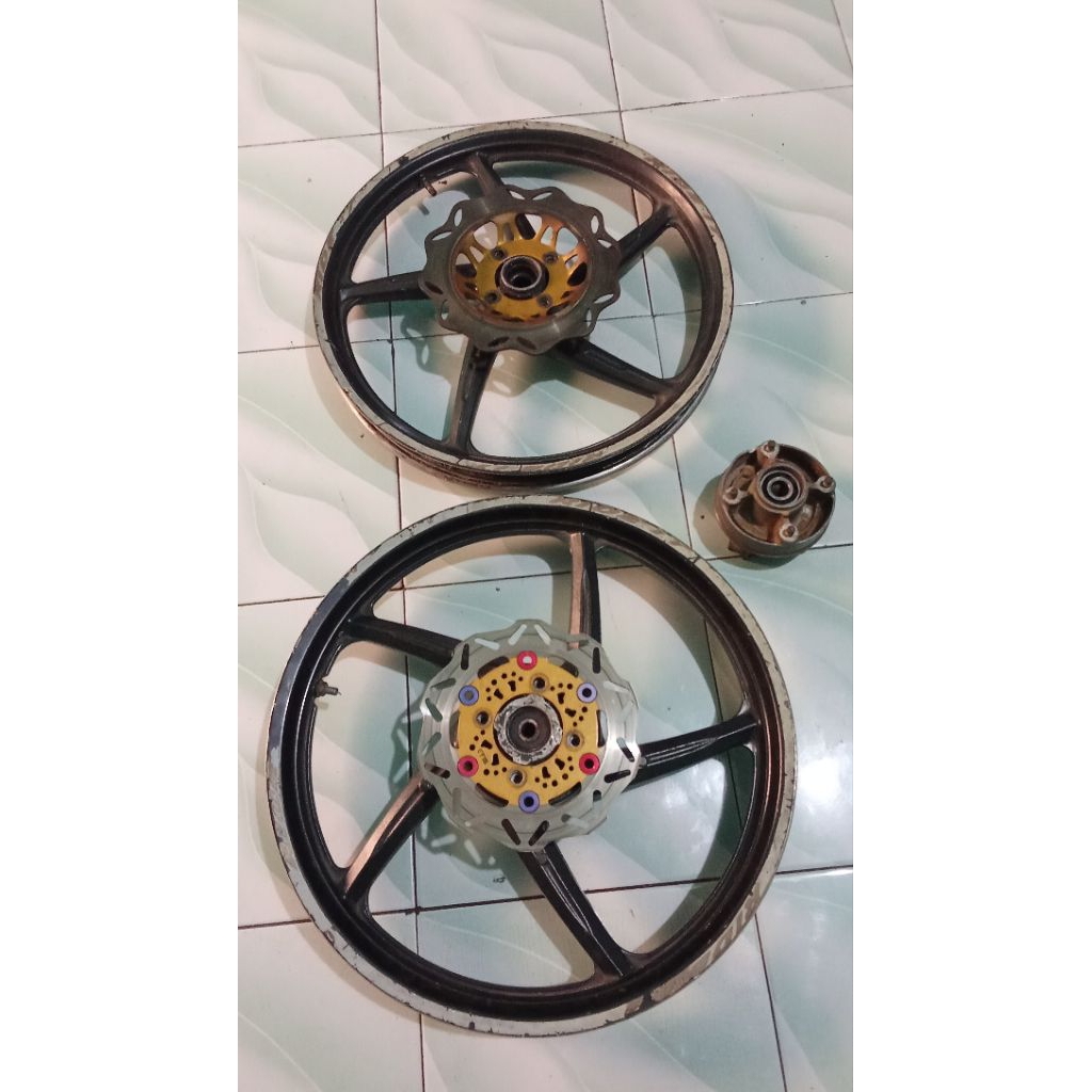 velg racing Supra 125 dobel disc 1set sesuai photo  original seconds
