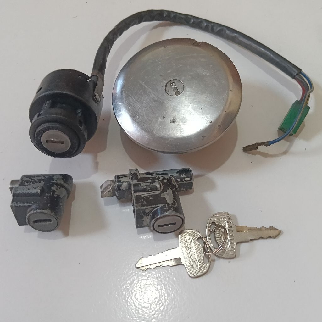 Kunci Set Suzuki TS125 ORIGINAL