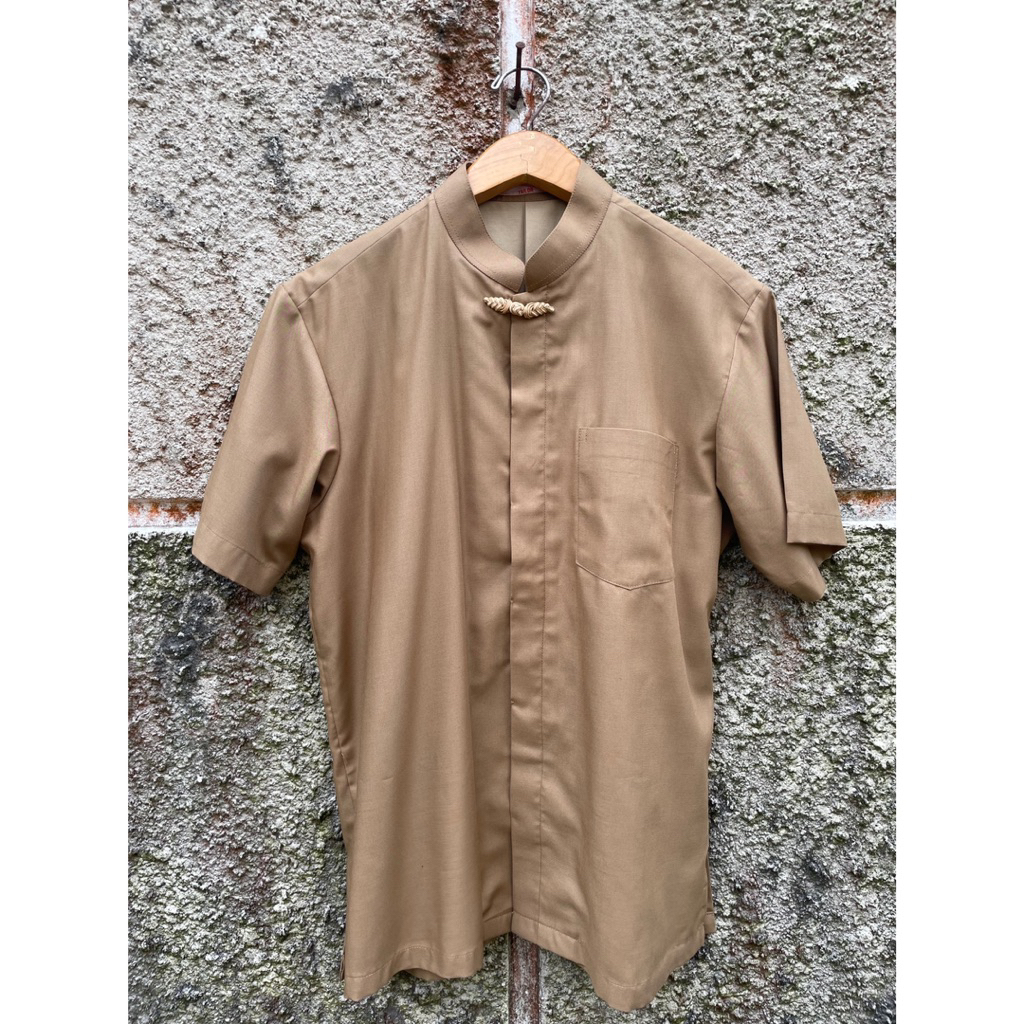 Kemeja pria cowok cheongsam qibao qipao katun cokelat coklat muda coksu brown premium taylor prelove
