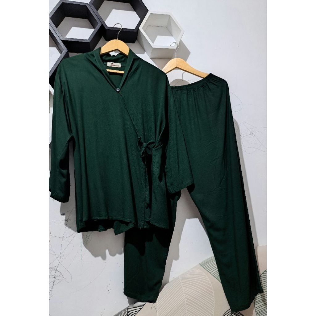 Oneset Yuri by Kain Ranah, Bumil/Busui/Lahiran/Hospital Friendly