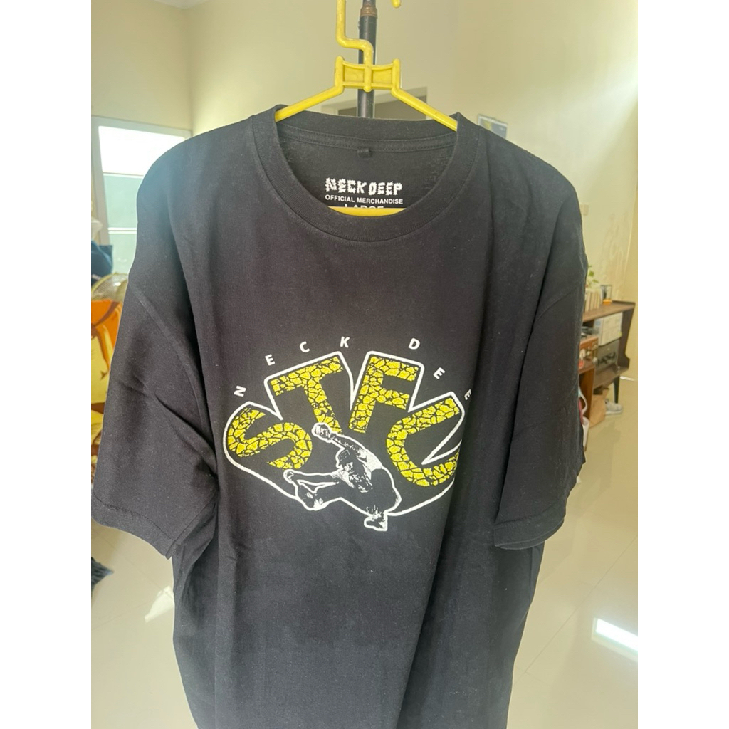 T-Shirt Neck Deep South East Asia Tour 2022