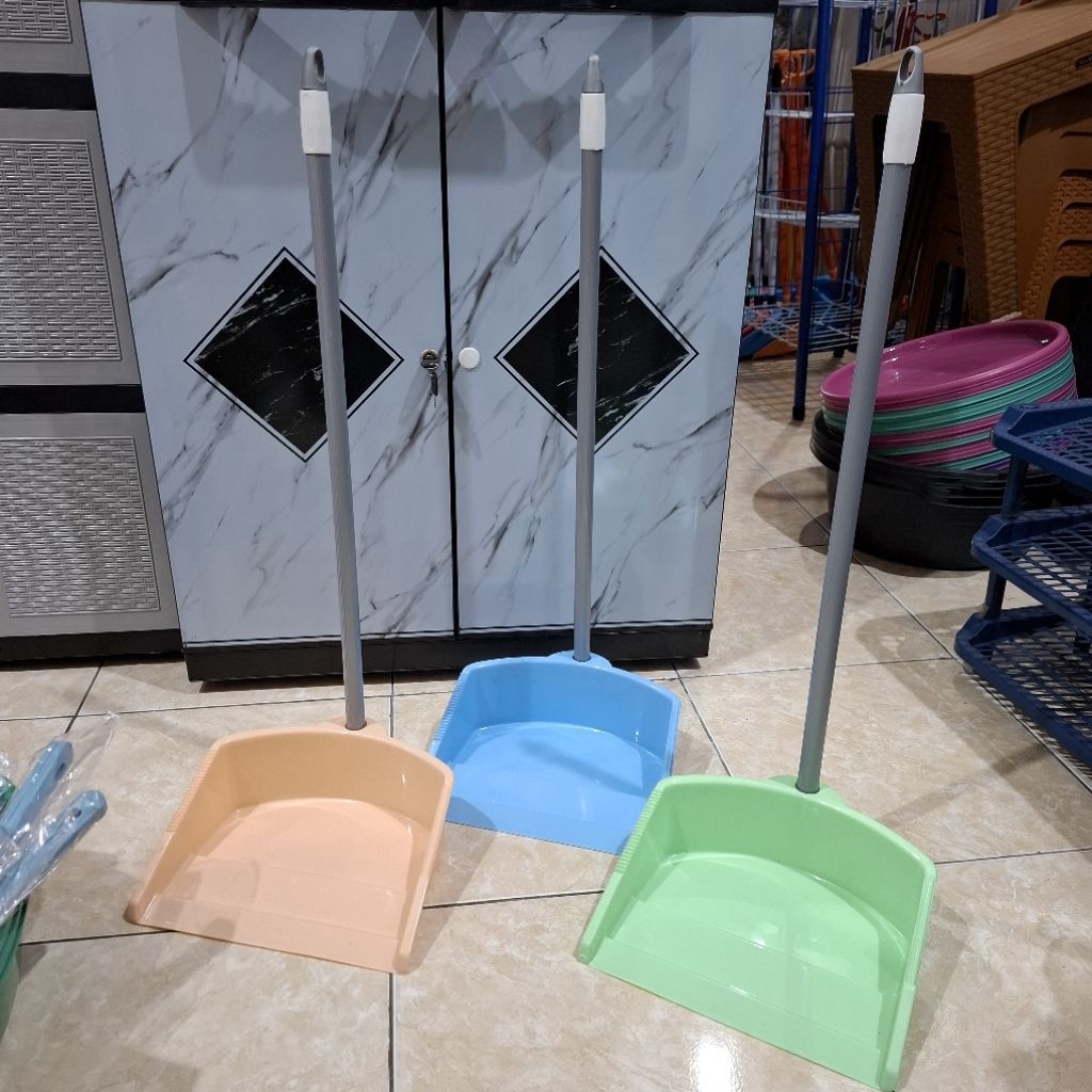 Sekop sampah plastik/Pengki sampah lady