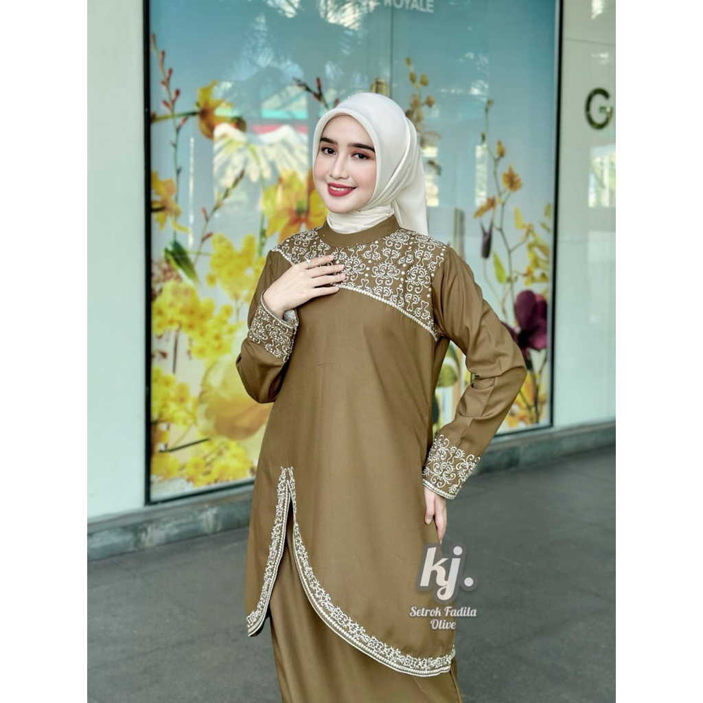 set rok fadilla,baju kurung,set rok melayu,set rok bordiran,set rok melayu,baju melayu,baju bordiran