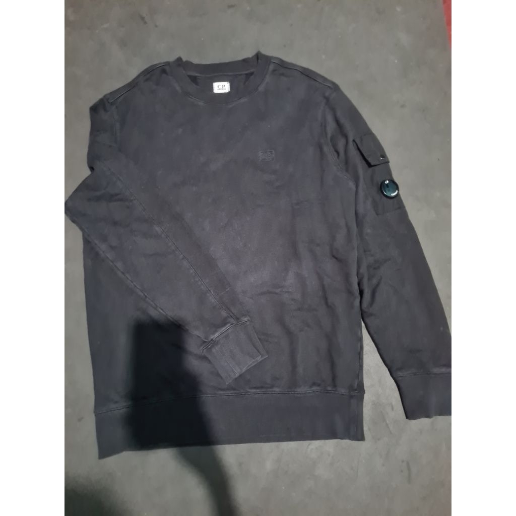 crewneck cp company second,crewneck cp company preloved