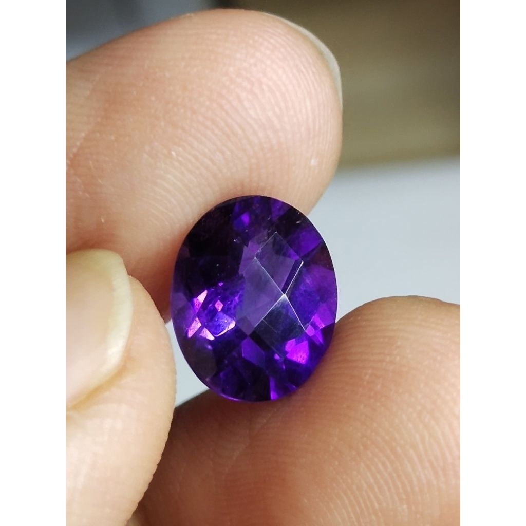 Natural Amethyst Memo 11 x 9 x 5.9 mm 2.9 Ct Kecubung Ungu Tua Oval Checkerboard Cutting NTD YGL 156