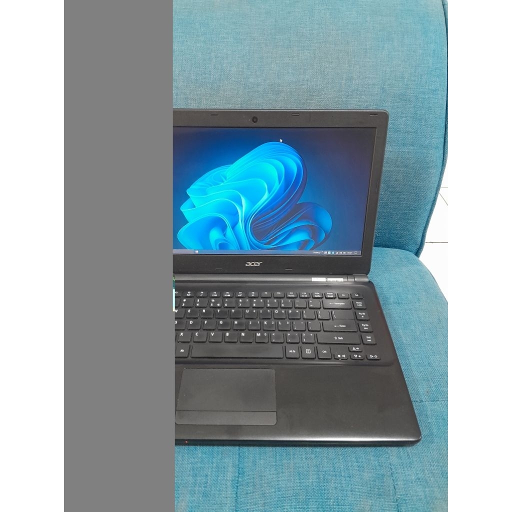 LAPTOP ACER TRAVELMATE CORE I5 4210U 8 GB RAM 256 SSD