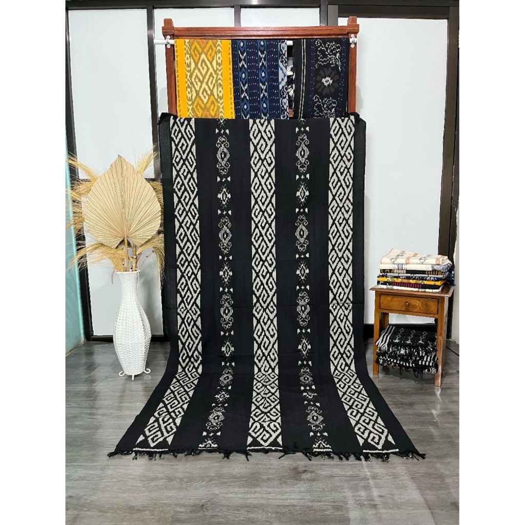 [FANTASY ETNIK] KAIN TENUN JEPARA|KAIN TENUN TROSO|KAIN TENUN TORAJA|KAIN TENUN MOTIF(PARUKI HITAM)