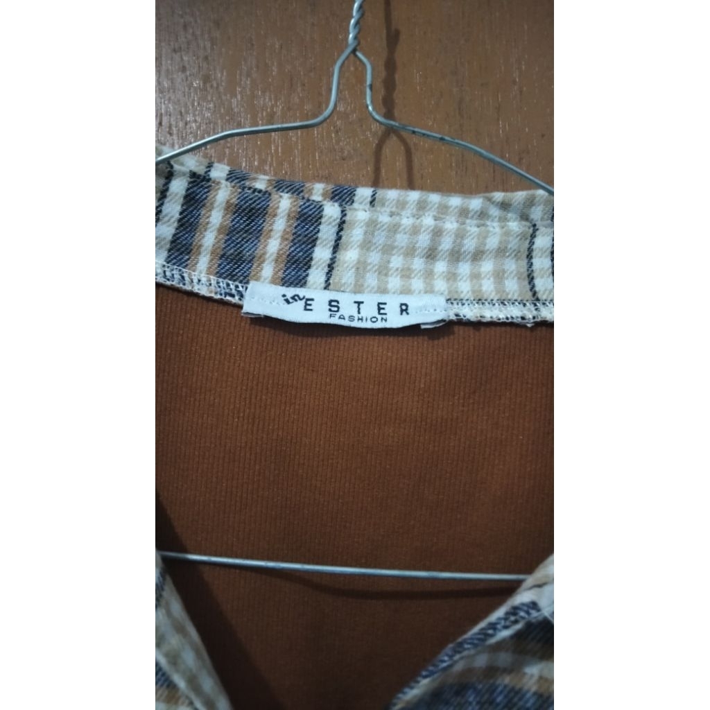 Kaos coklat Ester Fashion