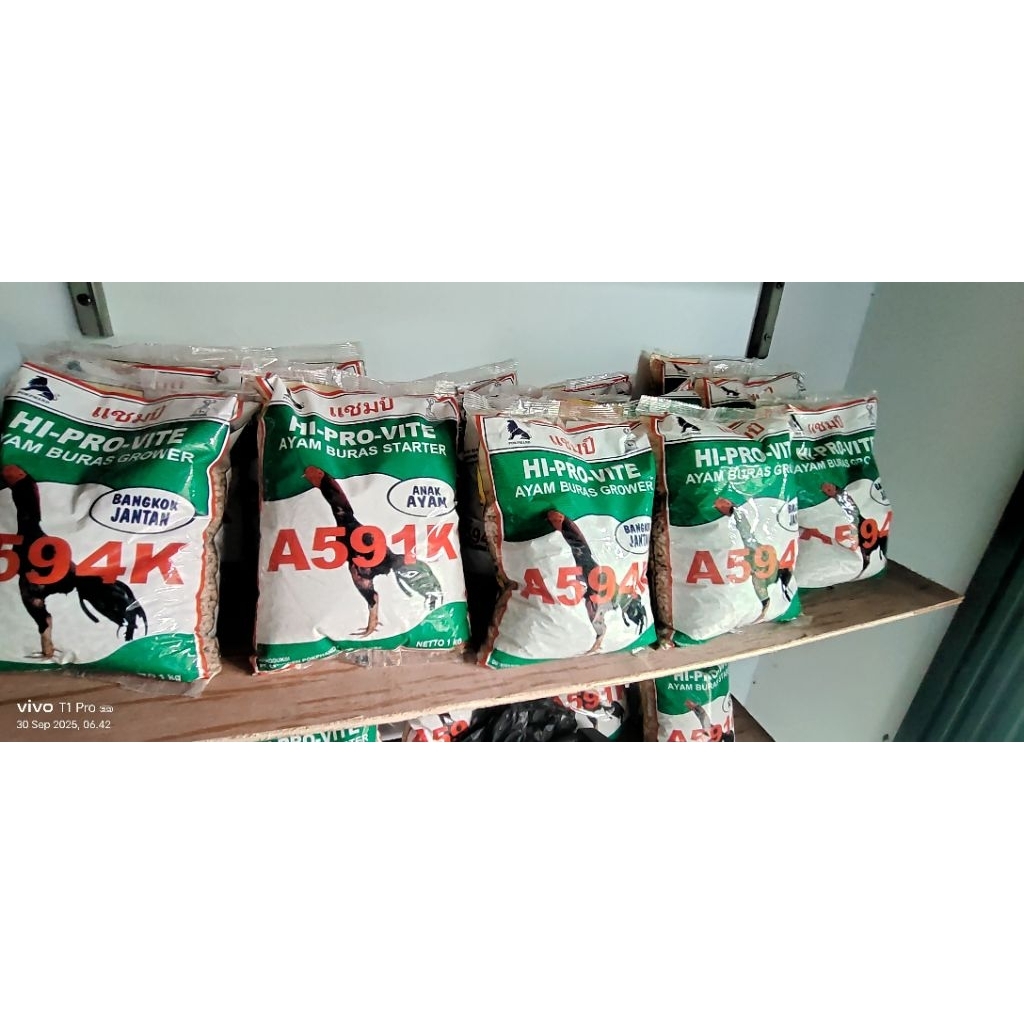 Hi-Pro-Vite || Ayam buras grower (Pakan Ayam)