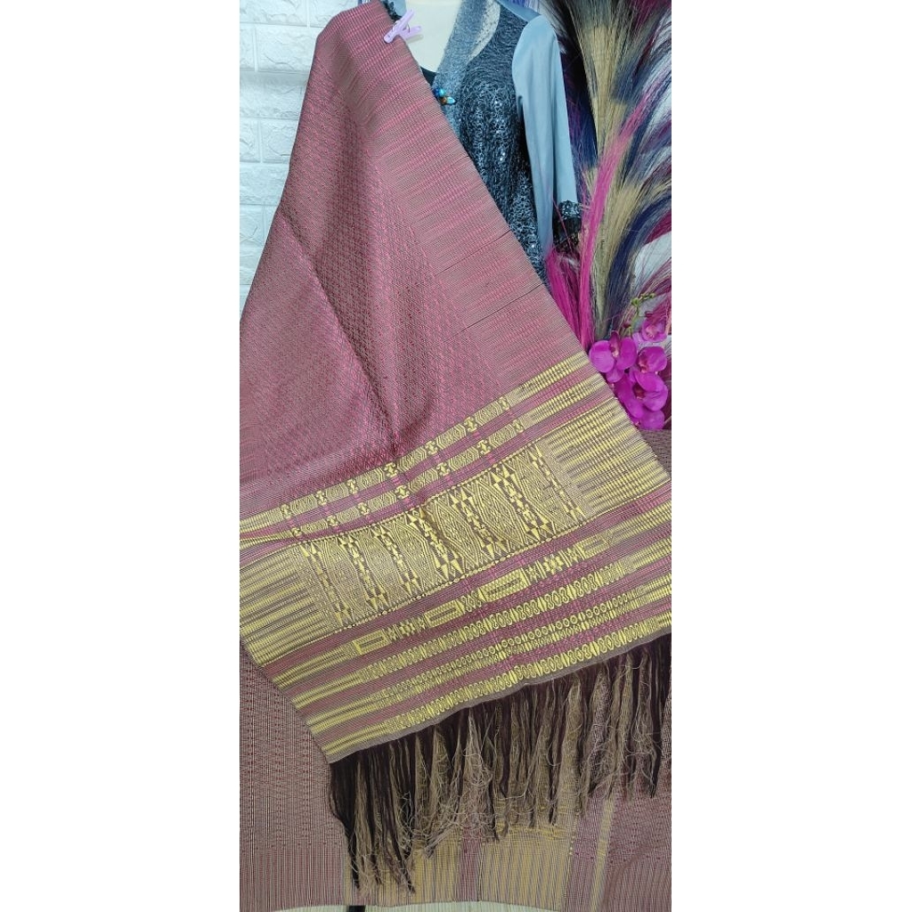 Tenun Tumtuman Ulos Ragidup