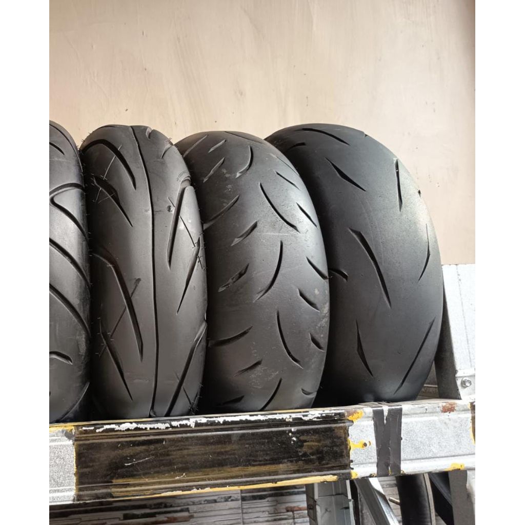 maxxis victra 130/70ring13