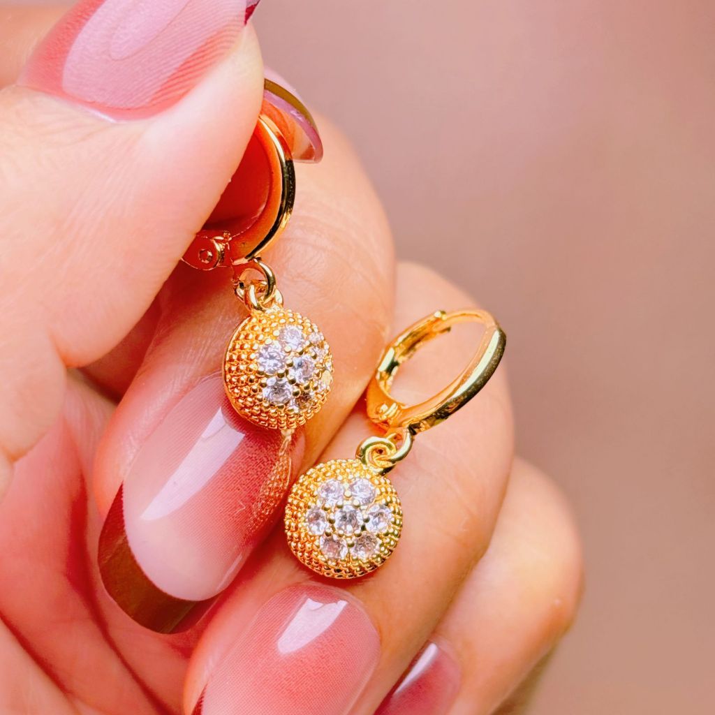 Anting Wanita Titanium Berlian Lapis Emas Mewah