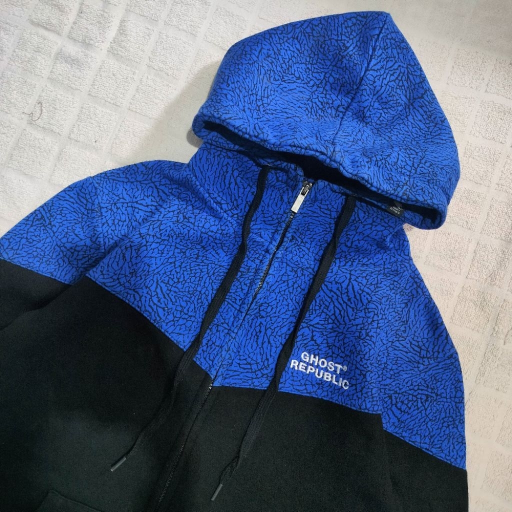 Hoodie Zipper Ghost Republic Hitam Birel Boxy (S-M / ld 100)