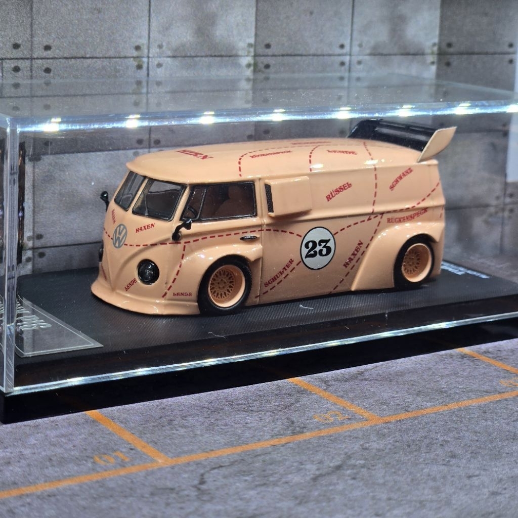 Time Micro Loose 1/64 VW Volkswagen T1 Kombi Bus Pink Pig 23
