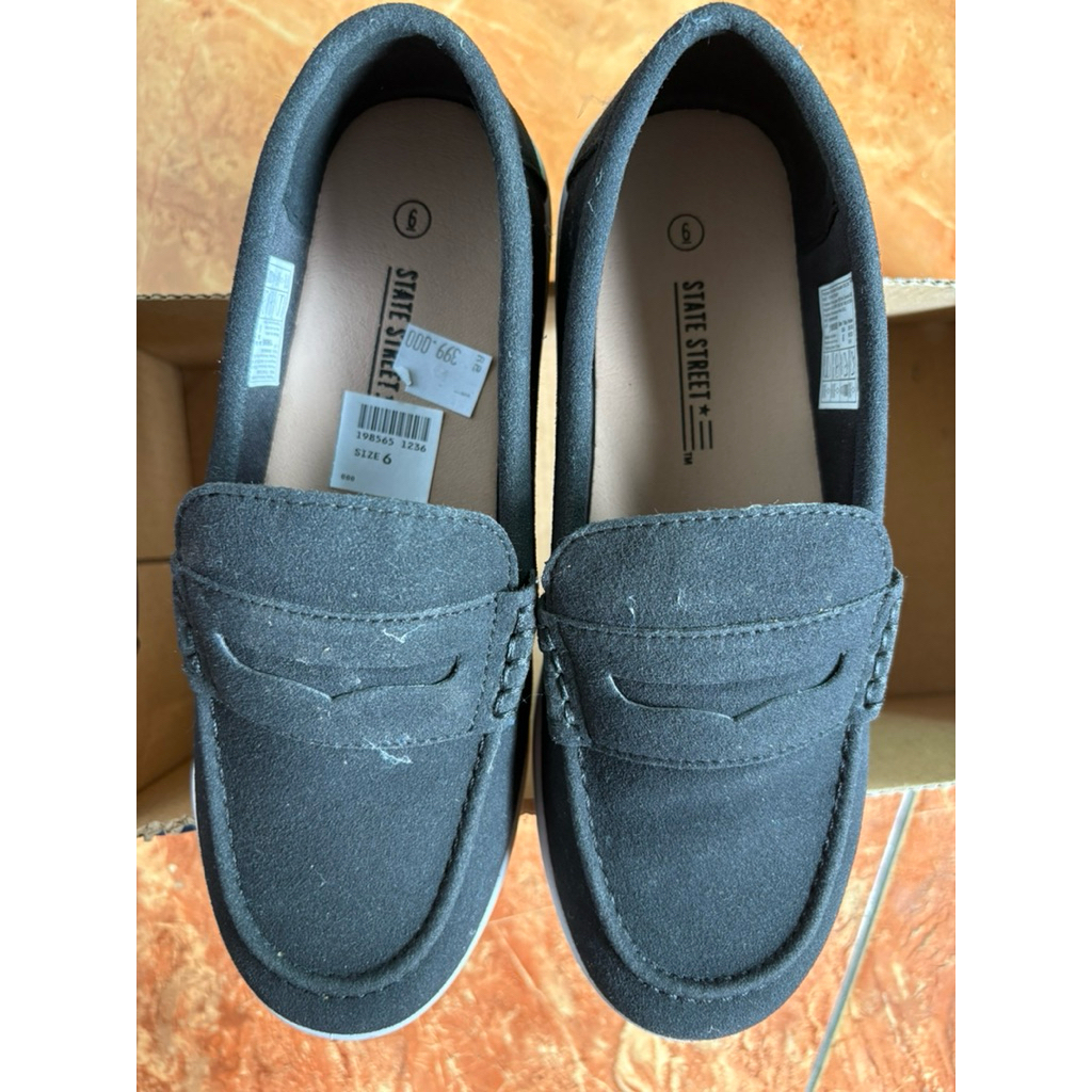 sepatu loafers state street