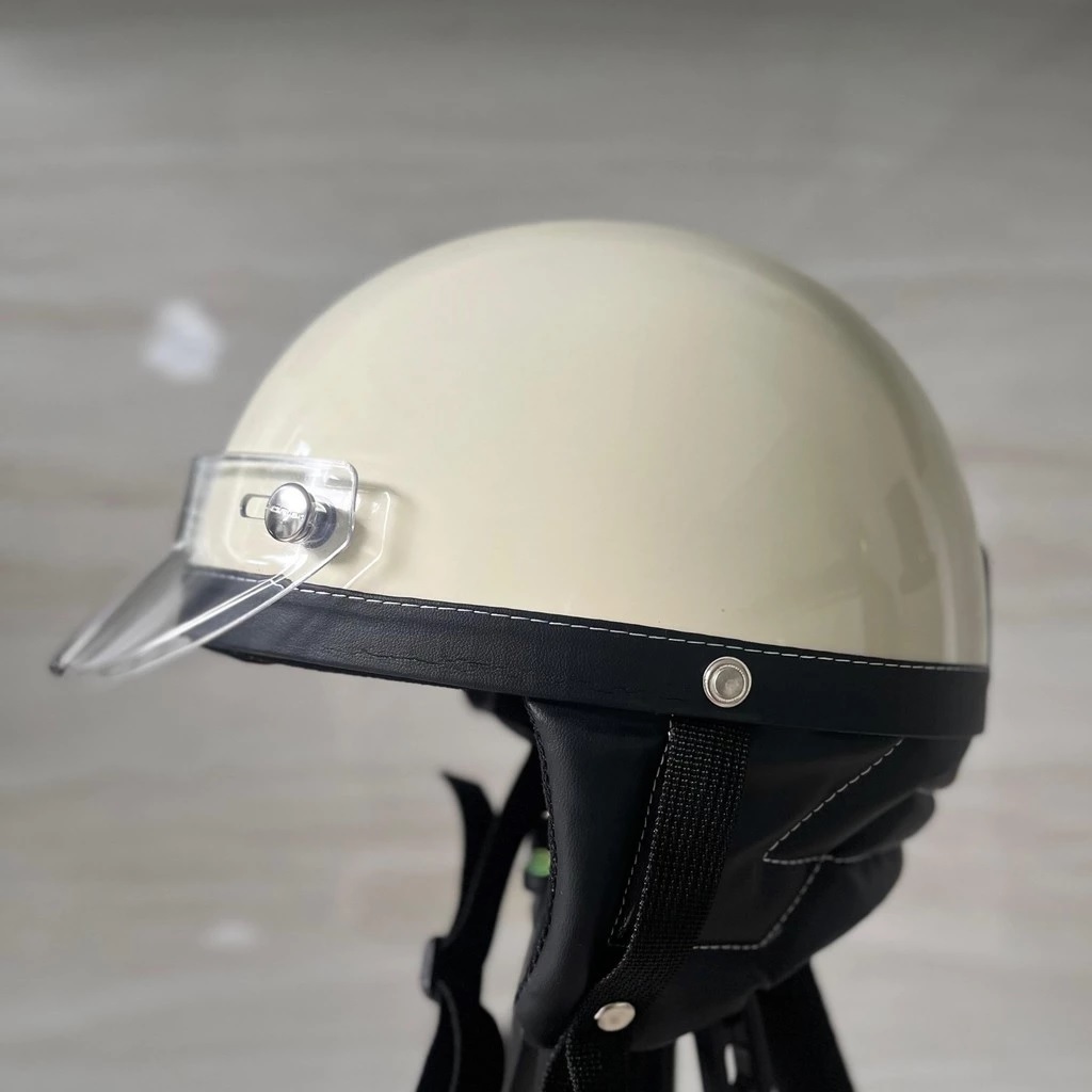 Helm Chip Classic Retro SNI Free Stiker