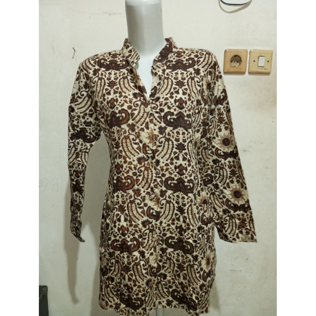 BAJU BATIK WANITA PRELOVED