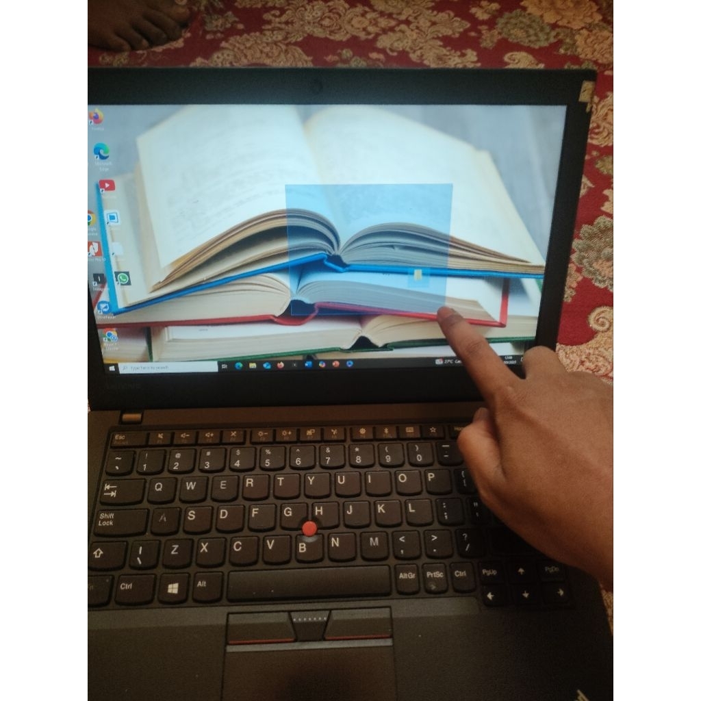 Laptop Lenovo Thinkpad x270 layar sentuh