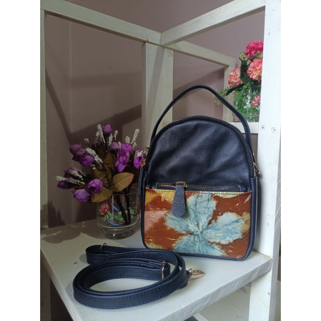 Tas HP selempang kulit asli Garut/ tas selempang mini kulit wanita/ tas kulit mini Sukaregang garut