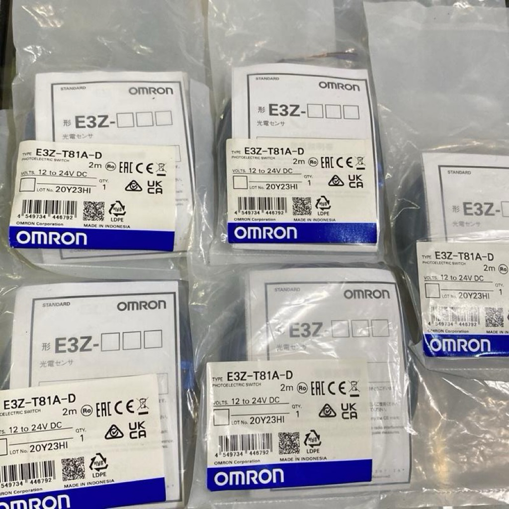 PHOTOELECTRIC SWITCH E3Z-T81A-D OMRON ORI NEW
