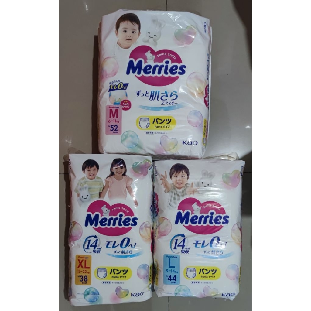 Merries Premium Pants M 28 M28 L 22 L22 XL 19 XL19 Merries Popok Celana Premium Pant M L XL38 L44 M 