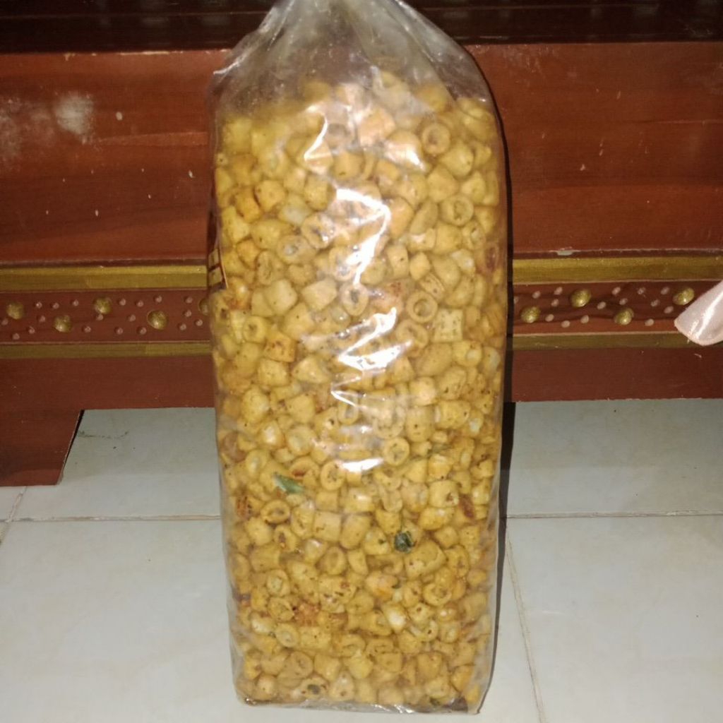 SOTONG GORENG/ SOTONG JAJANAN/ SOTOBG TAHU BULAT / SOTONG CUMI 1KG