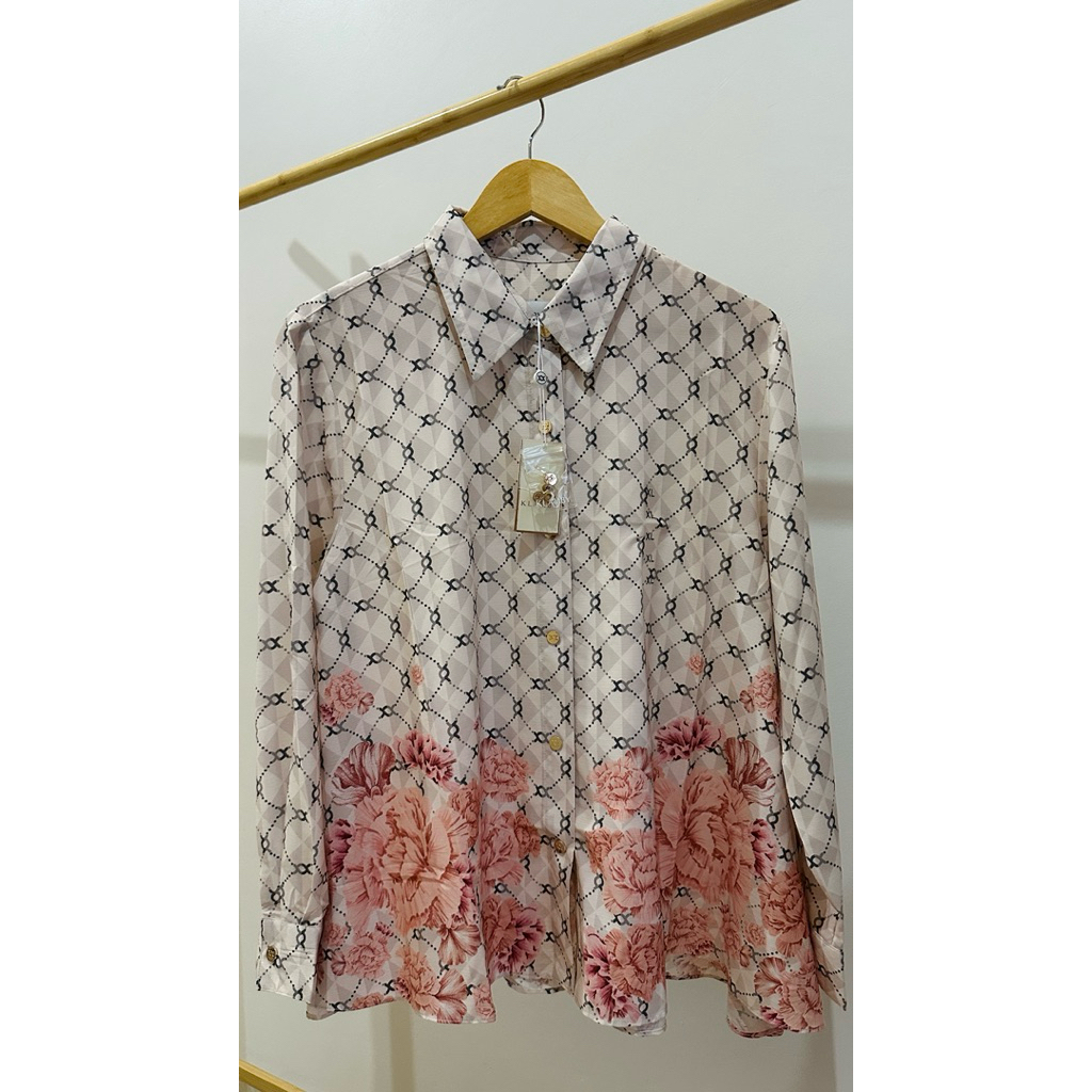 Wearing Klamby Rosette