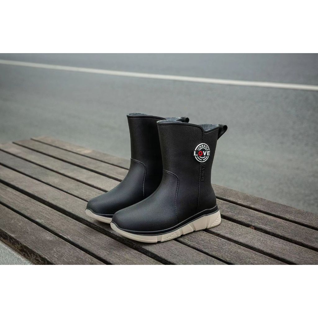 Discount Cuci Gudang Sepatu Boot Fashion Import Wanita