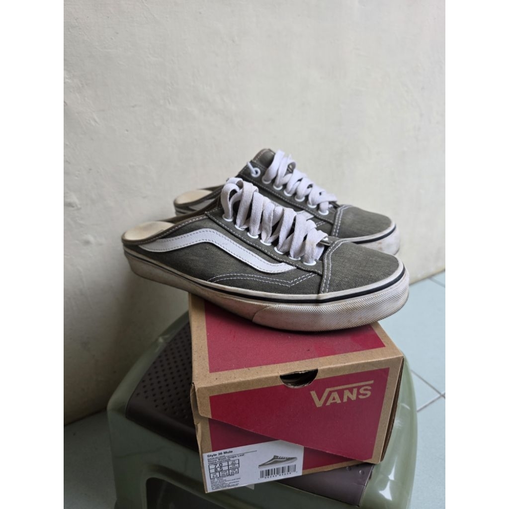(Vans1)-preloved sepatu wanita branded original