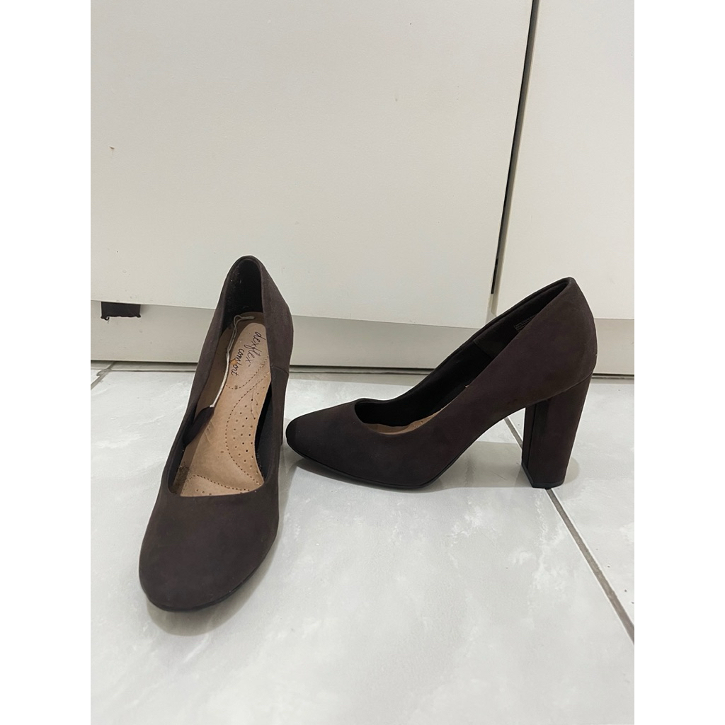 Preloved new dexflex comfort by payless brown heels wanita coklat sandal hal wedges blocks