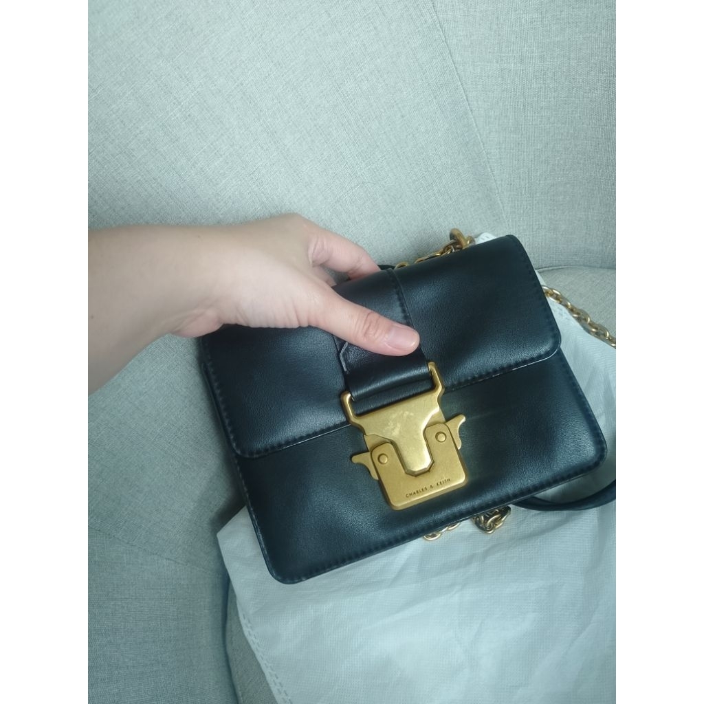 Tas selempang CK Original