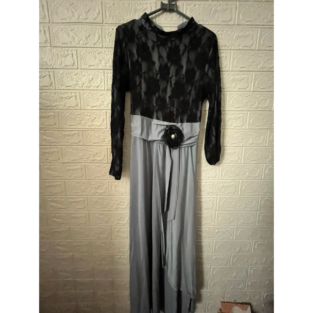 preloved gaun butik