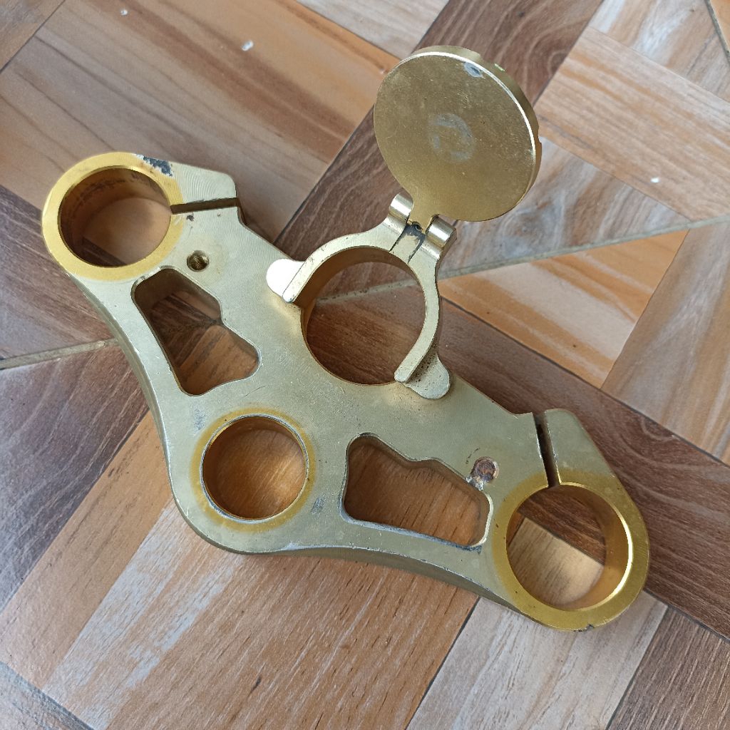 triple clamp segitiga atas T stang Nui racing project as 33 Yamaha vixion old new NVA NVL