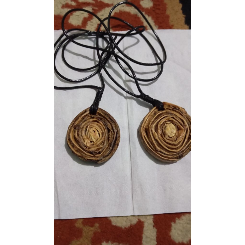 kalung akar hanoman