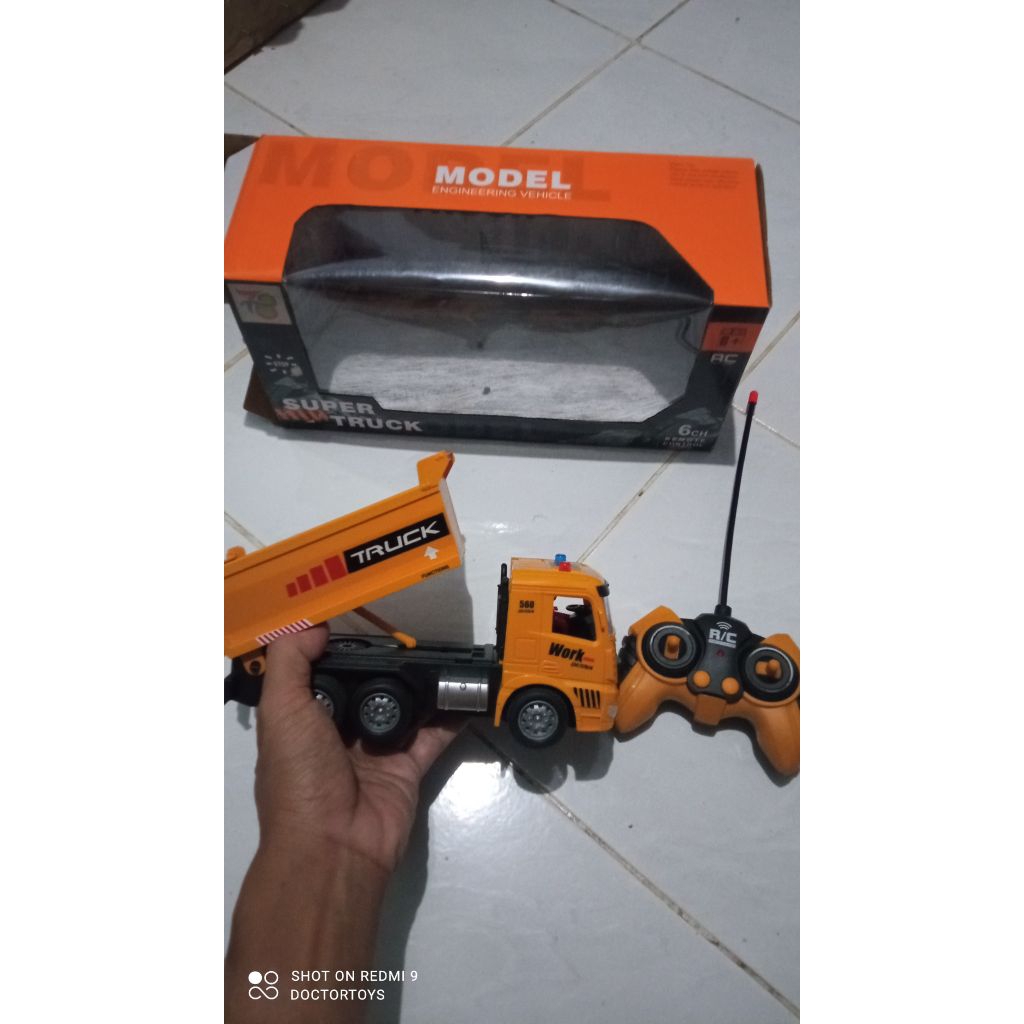 mainan dump truk remote control