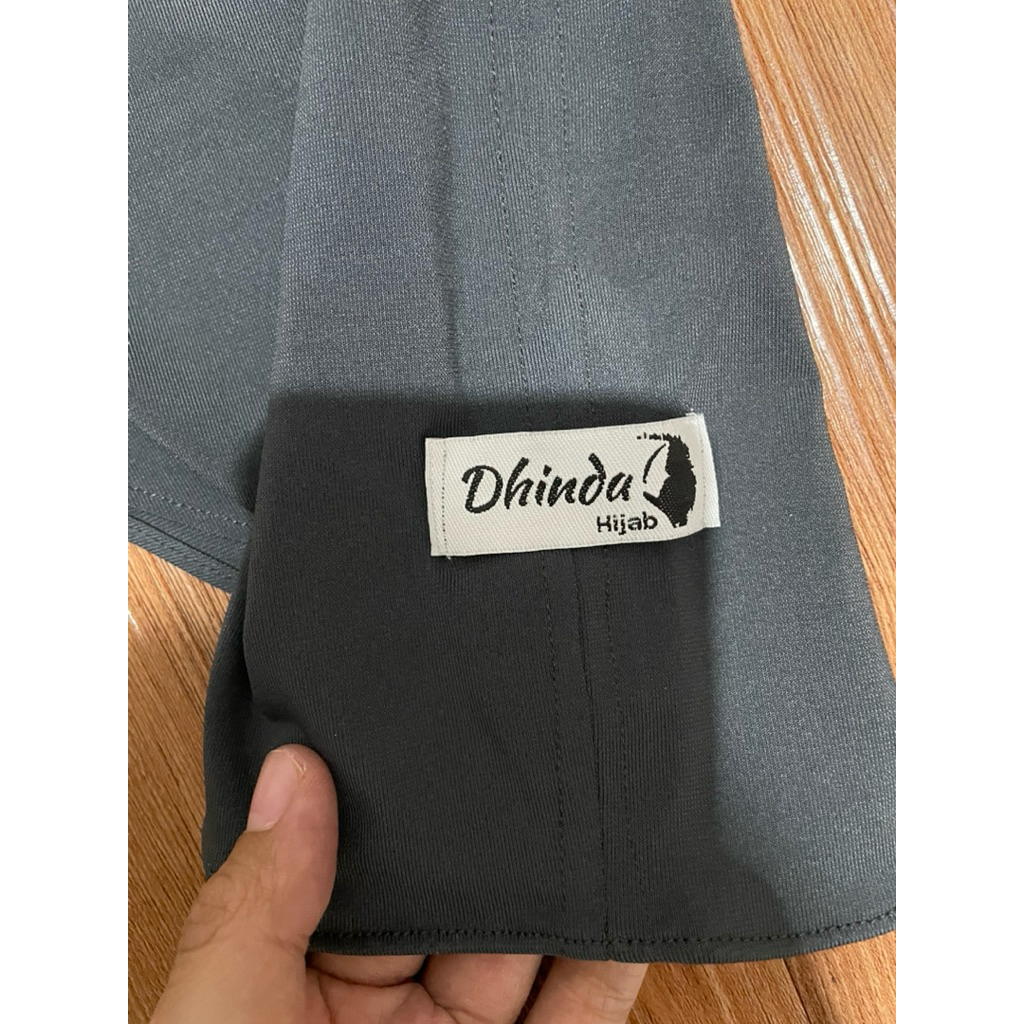 dhinda hijab non ped size L