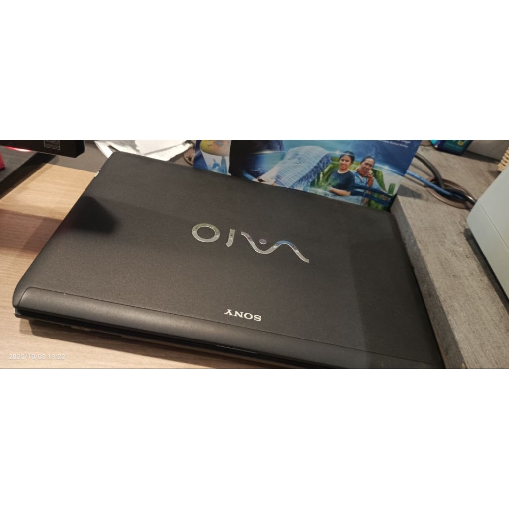 laptop vaio series vocs135fg intel core I3 4gb 320 gb