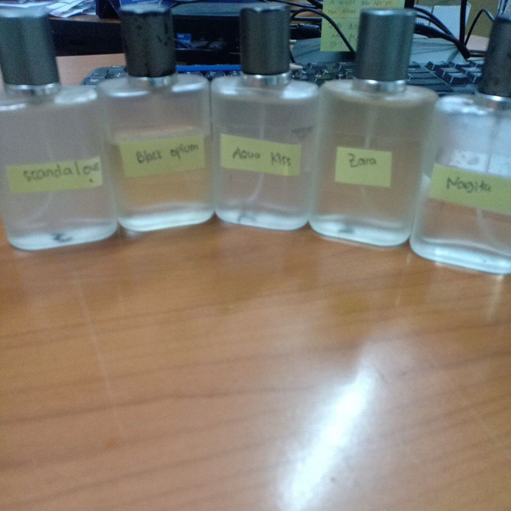 Parfum isi ulang tanpa dus uk 30 ml