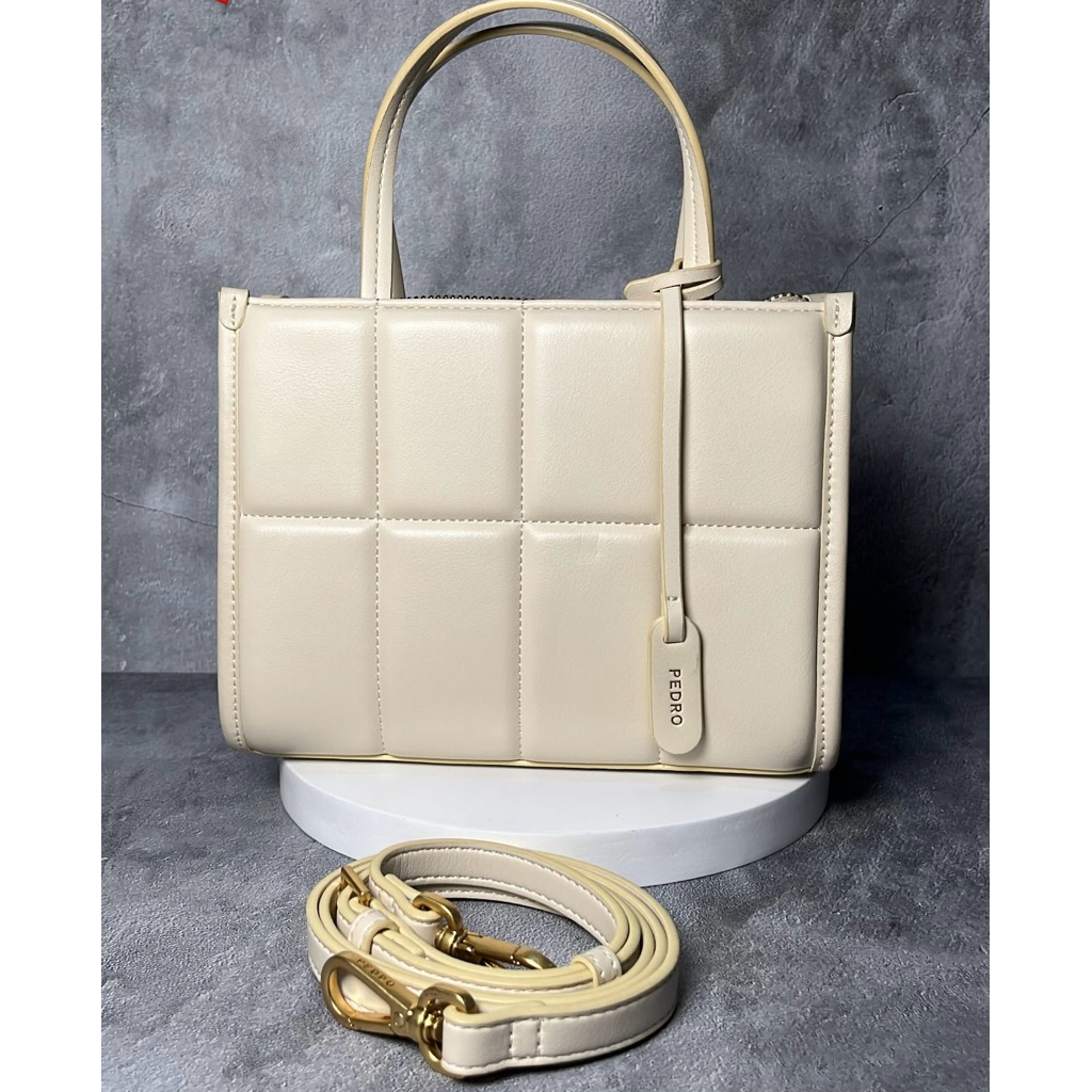 Pedro Top Handle Bag - Beige (100% Original) Rp1.399.000 -> Rp750.000