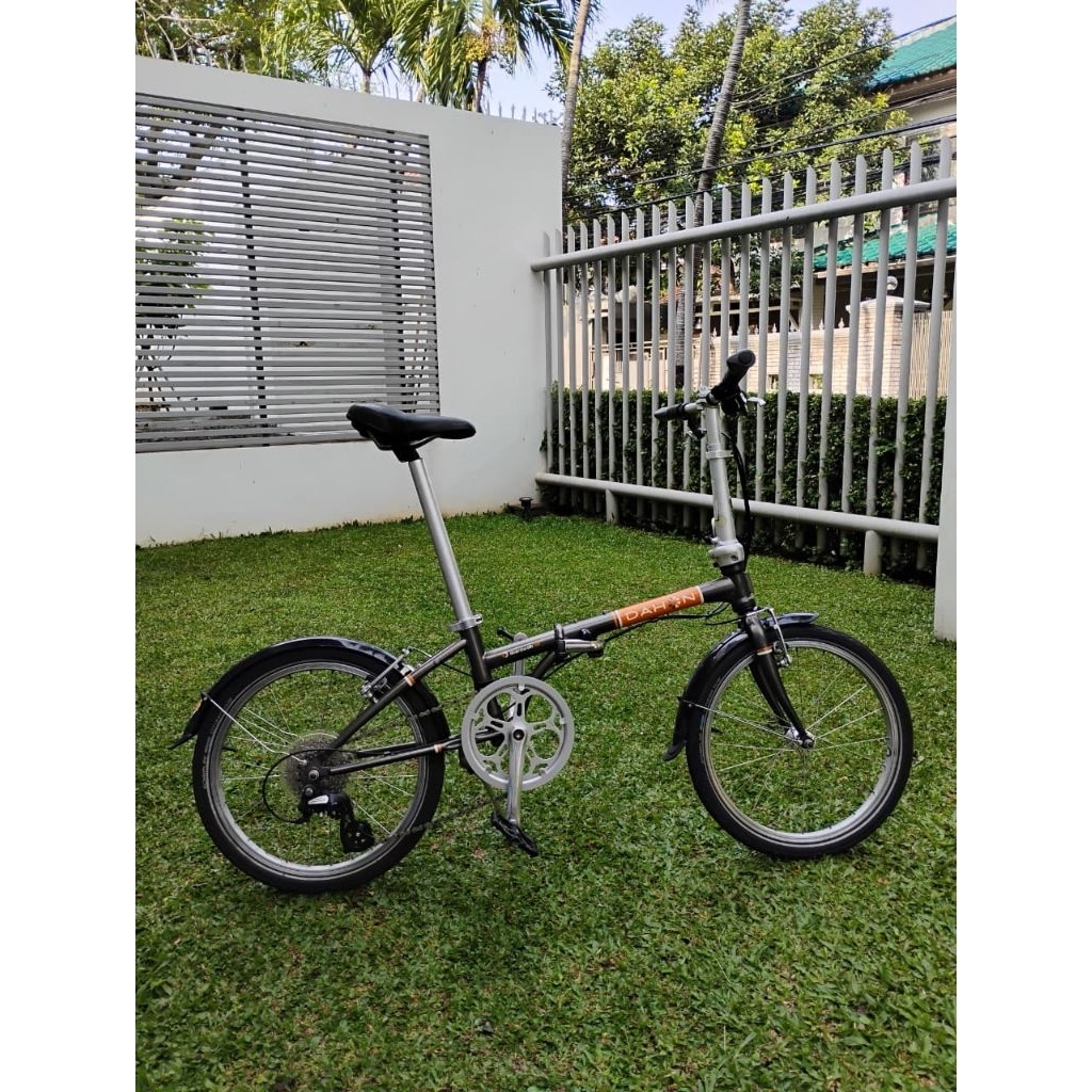 Sepeda Lipat Dahon Boardwalk D8 seken