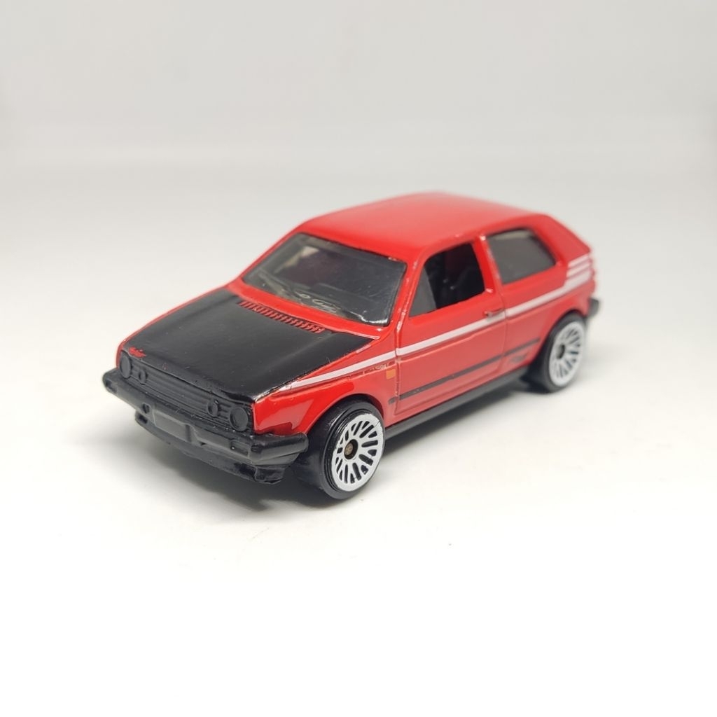 Hot Wheels Lose Volkswagen Series 2022 VW Golf Merah - HW SERIES