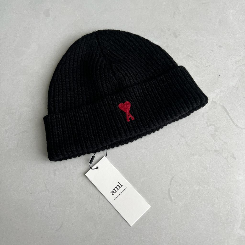 AMI PARIS Red de coeur beanie