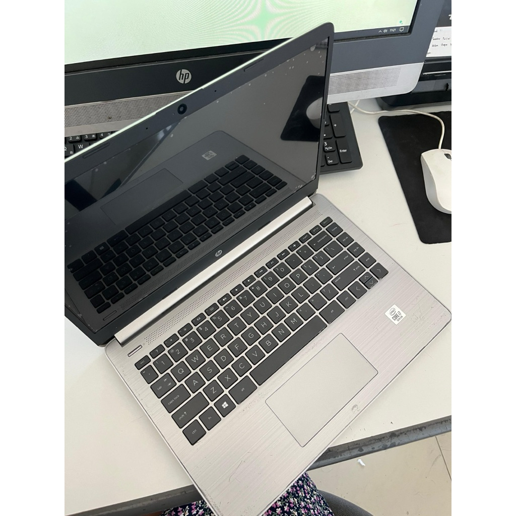 Murah Bergaransi Laptop HP 340S G7 Core i7-1065G7 Intel Iris XE 8GB | 256GB